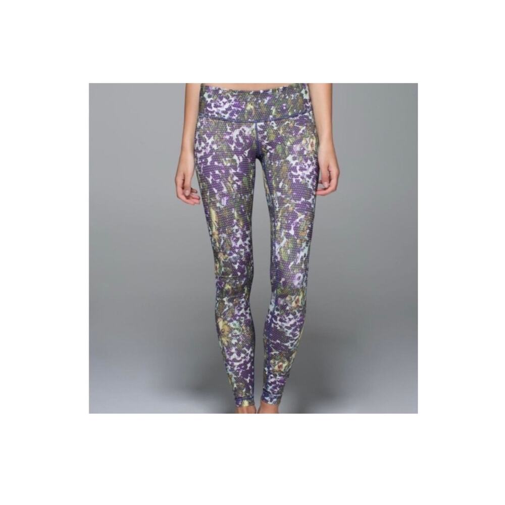 Lululemon Wunder Under Luxtreme Leggings Full On Digital Camo Floral Small 6